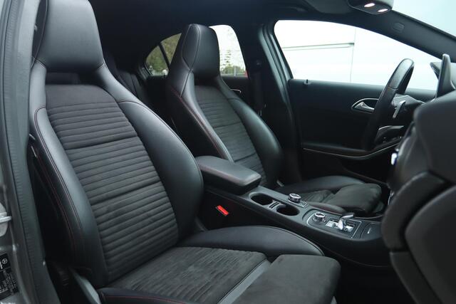 Mercedes-Benz A-KLASSE AMG 45 4MATIC 381PK | PANO | CARPLAY | HARMAN/KARDON | LED | CAMERA | CRUISE | CLIMATE