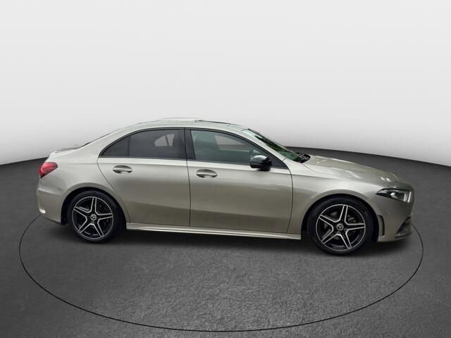 Mercedes-Benz A-KLASSE 200 Business Solution AMG Aut [ Panoramadak Nav Privacy glass ]