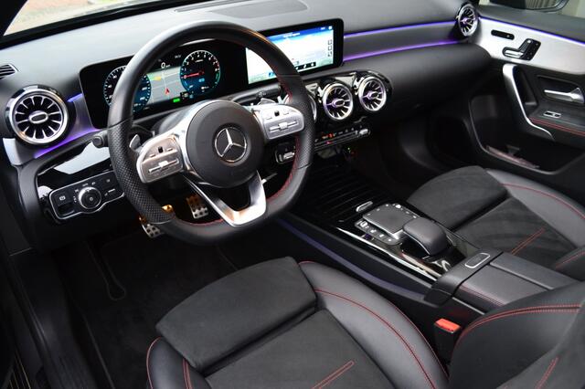 Mercedes-Benz A-KLASSE 250 E Business AMG Pano/ACC/LED/Camera/NAP
