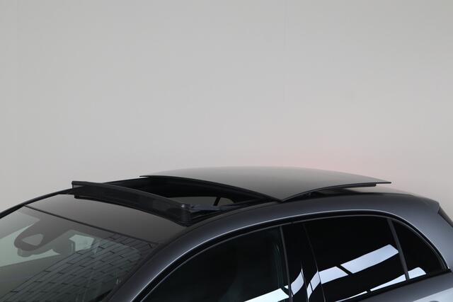 Mercedes-Benz A-KLASSE 180 AMG Line NL-Auto!! Burmester I HUD I Stuurverwarming
