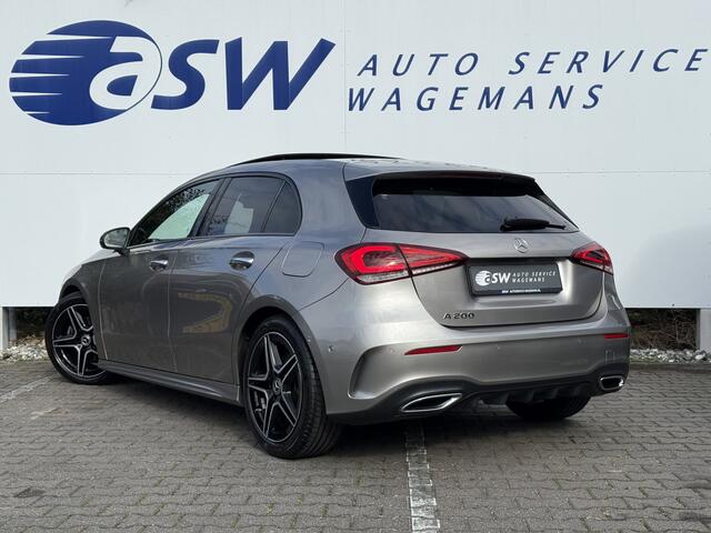 Mercedes-Benz A-KLASSE 200 Business Solution AMG | Pano | MultiBeam LED | Ambient Light | Memory | Keyless | 18 inch