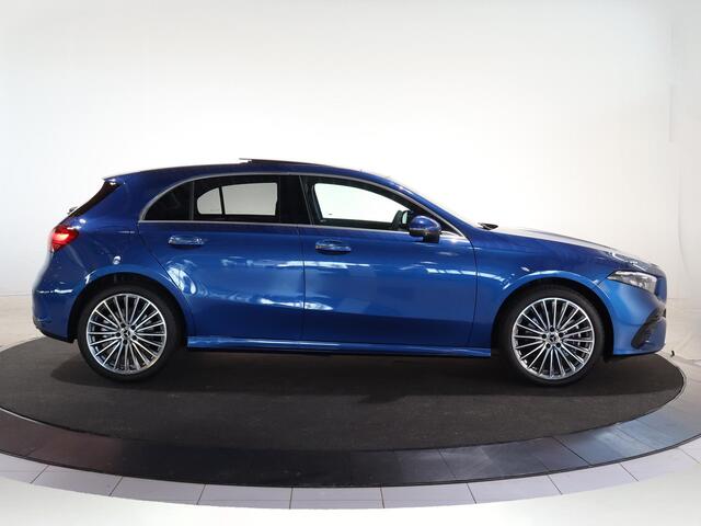 Mercedes-Benz A-KLASSE 250 e Star Edition AMG Line | AMG Line Plus | Panoramaschuifdak | Head-up display | Multibeam LED | Elektrisch voorstoelen met geheugen |