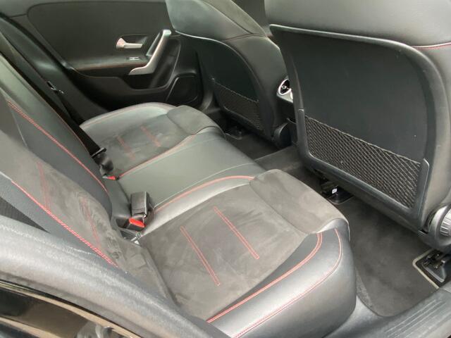 Mercedes-Benz A-KLASSE 180 Business Solution AMG / Panodak