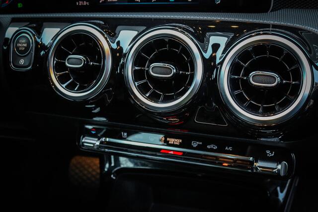 Mercedes-Benz A-KLASSE 200 Launch Edition Premium Wide Screen