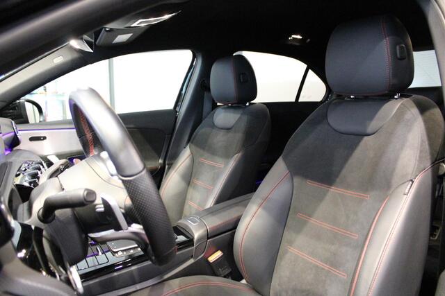 Mercedes-Benz A-KLASSE Limousine 250 e Business Solution AMG Limited