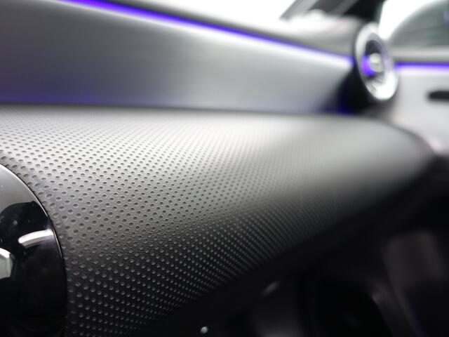 Mercedes-Benz A-KLASSE 220 AMG Premium Edition Aut- Panoramadak, Burmester Audio, Sfeerverlichting, Leder Sport Interieur, Xenon Led, Camera