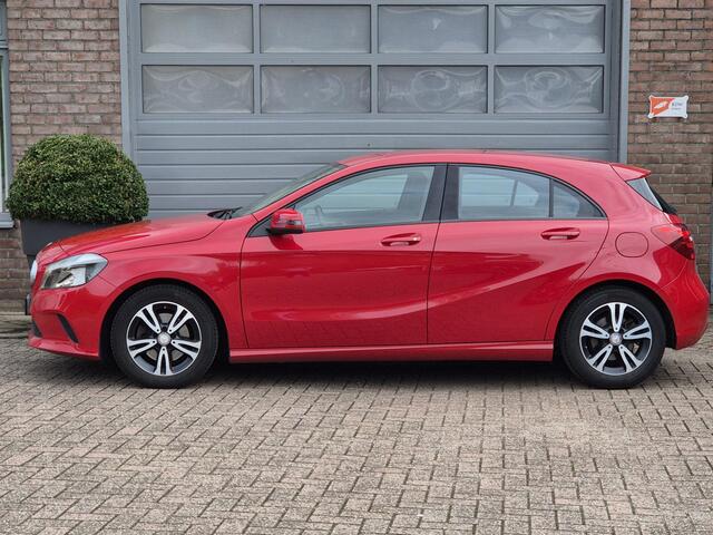 Mercedes-Benz A-KLASSE 160 i Navigatie, Trekhaak, PDC, Camera