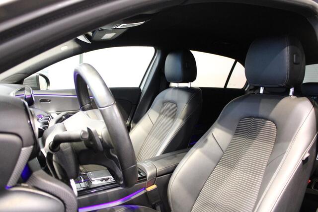 Mercedes-Benz A-KLASSE Hatchback 200 Launch Edition Premium Or. NL Auto | Compl. dealer onderh.