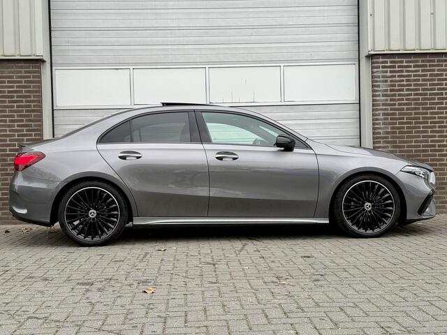 Mercedes-Benz A-KLASSE Limousine 180 Star Edition AMG | Night Pakket | Panoramadak