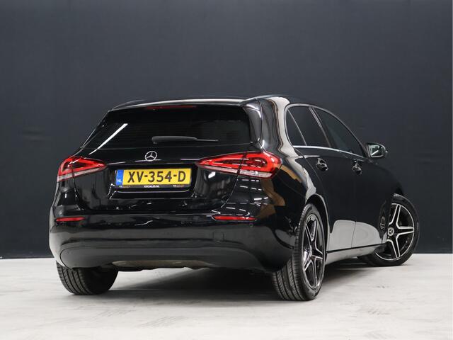 Mercedes-Benz A-KLASSE 180 Sport [DIGITAL DASHBOARD, CAMERA, HALF LEDER, STOELVERWARMING, PDC V+A, BLUETOOTH, CRUISE, CLIMATE, NIEUWSTAAT]