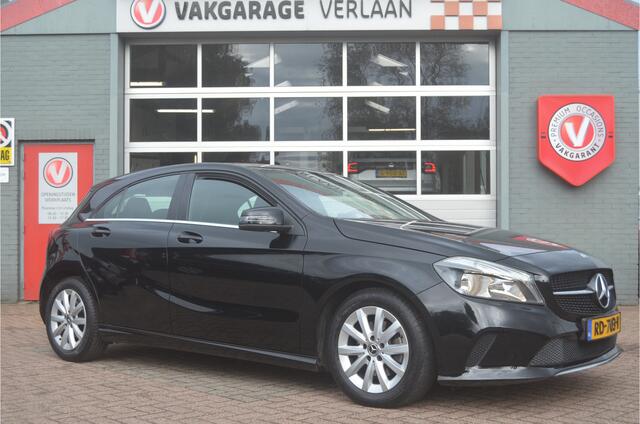 Mercedes-Benz A-KLASSE 180 Business Solution .12mnd. gar.camera nav.