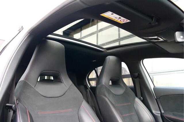 Mercedes-Benz A-KLASSE 160 Premium Plus | AMG-Pakket | Pano | Camera | 19'' | Cruise