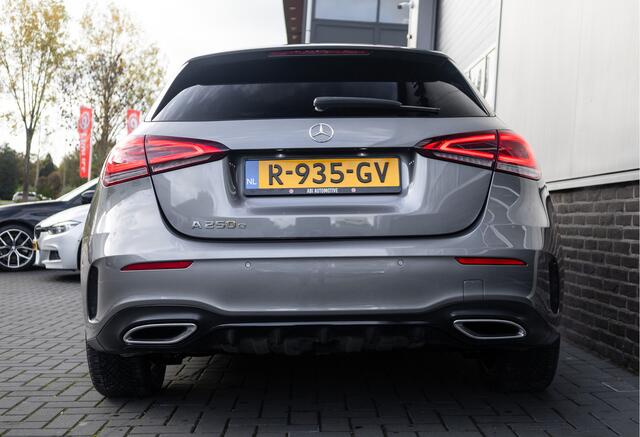 Mercedes-Benz A-KLASSE 250 e 218 pk Business Solution AMG Limited / Wide-screen/ Matrix-Led/ Camera/ Sport-Stoelen/ Stoel.Verw/ Night-Pakket/ 18'' LMV