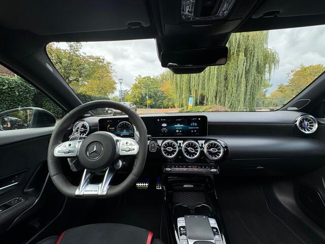 Mercedes-Benz A-KLASSE AMG 35 4M Ed. 1 PANO KEYLESS FULL OPTION