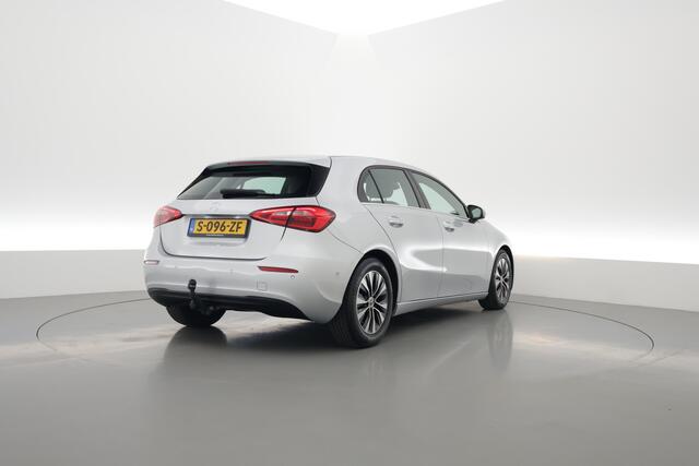 Mercedes-Benz A-KLASSE 180 d Business Solution | Navi | Camera | Apple CarPlay | Trekhaak | Clima