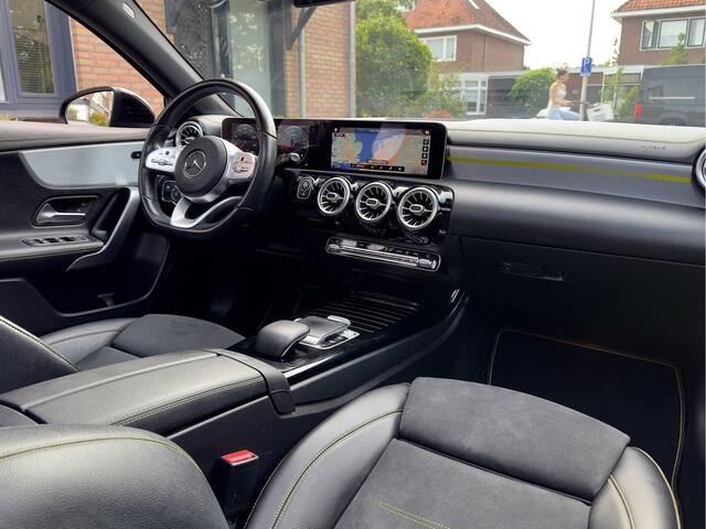 Mercedes-Benz A-KLASSE 200 AUT7 AMG LIMITED-EDITION PANODAK LEDER NAVI CAMERA VIRTUAL-DASH LED 19 INCH-LMV PDC