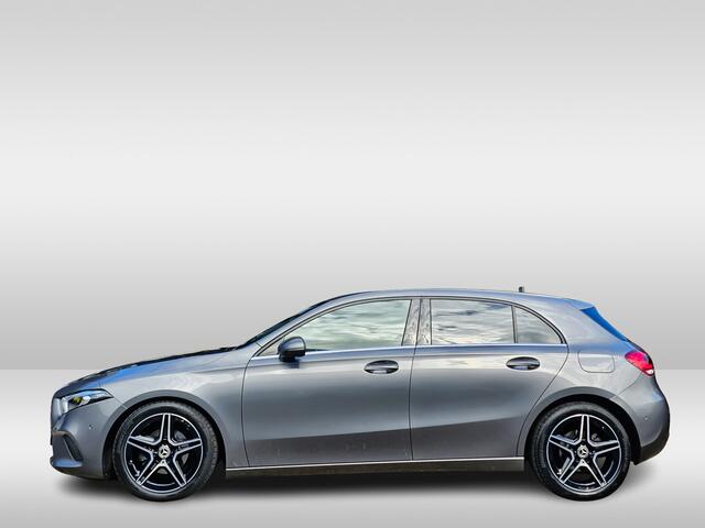 Mercedes-Benz A-KLASSE 180D LIMITED AUTOM SPORTLEDER NAVI CAMERA 17 INCH AMG-LMV PDC
