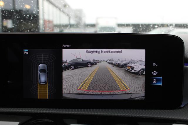Mercedes-Benz A-KLASSE 180 AUT7 AMG Line NIGHT PAKKET WIDESCREEN SFEER NL AUTO