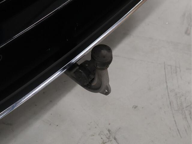 Mercedes-Benz A-KLASSE 180 Sport Luxury [TREKHAAK INKLAPBAAR, SCHUIFKANTELDAK, MEMORY SEATS, BURMESTER SOUND, CAMERA, STOELVERWARMING, VOL LEDER, BLUETOOTH, CRUISE, CLIMATE, NIEUWSTAAT]