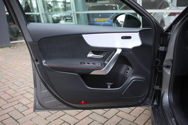 Mercedes-Benz A-KLASSE 200 Bns Sol. AMG