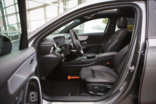 Mercedes-Benz A-KLASSE 200 Bns Sol. AMG
