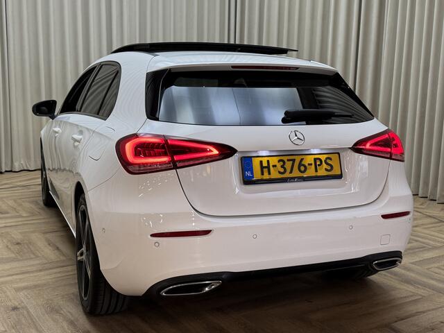 Mercedes-Benz A-KLASSE 200 *Panodak* 1/2 Leder / Stoelverwarming / Cruise / Navigatie / 18'' LMV / LED / ECC Clima