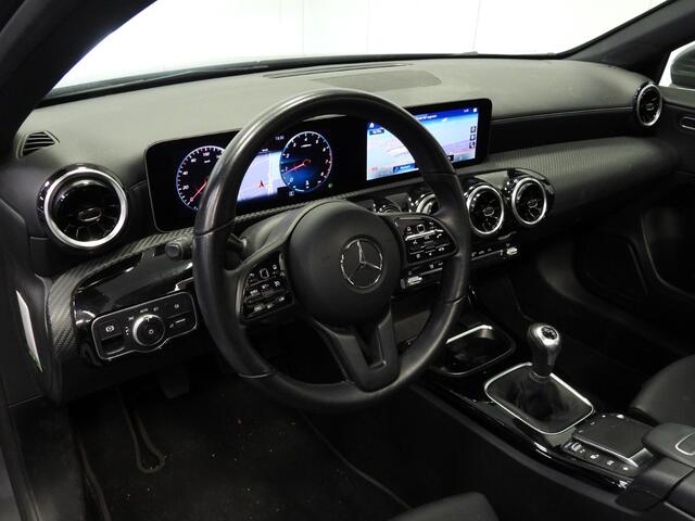 Mercedes-Benz A-KLASSE A160 Business Solution NAVI/SCHUIFDAK/LED/16"LMV!