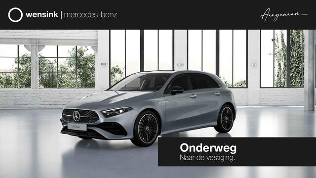 Mercedes-Benz A-KLASSE 250e Business Solution AMG | Panoramaschuifdak | Stoelverwarming | Achteruitrijcamera | MULTIBEAM LED | Nightpakket |