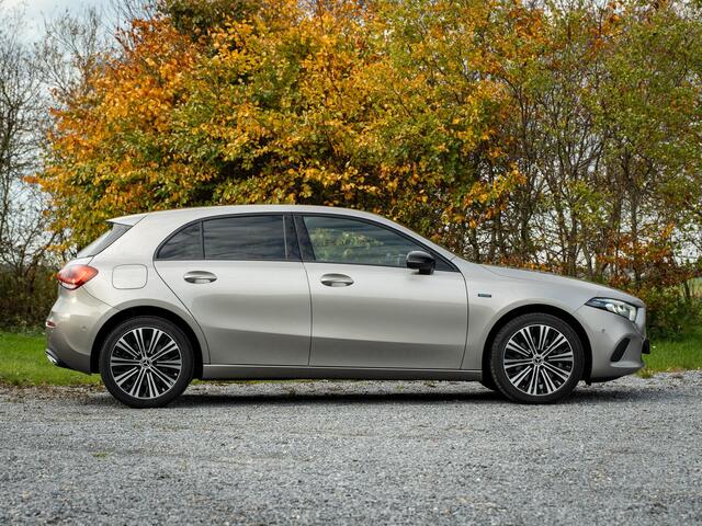Mercedes-Benz A-KLASSE 250 e Premium Plus