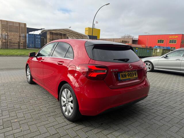 Mercedes-Benz A-KLASSE 160 Ambition | 2E EIGENAAR | 12MND GARANTIE | 175PK | CRUISE | LED | AIRCO | NAVI | BLUETOOTH | LMV | NL AUTO |