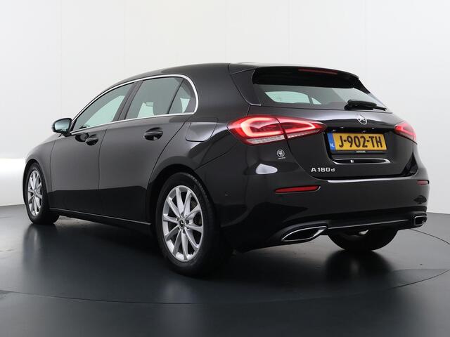 Mercedes-Benz A-KLASSE 180 d Business Solution Automaat MBUX Led Automaat BTW