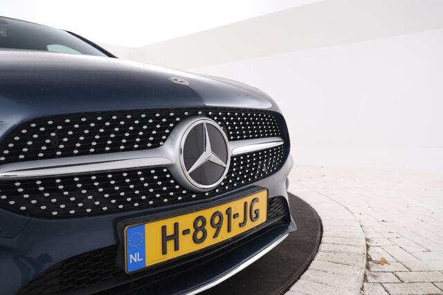 Mercedes-Benz A-KLASSE 200 Business Solution AMG Upgrade Automaat, Panorama,
