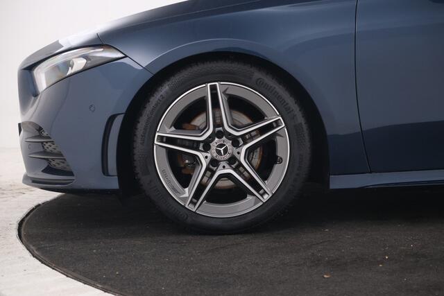 Mercedes-Benz A-KLASSE 200 Business Solution AMG Upgrade Automaat, Panorama,