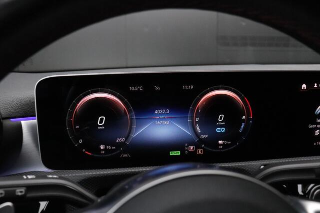 Mercedes-Benz A-KLASSE 250 e AMG | MEMORY | PANO-DAK | SPORTSTOELEN | TREKHAAK | CAMERA | STOELVERW. |