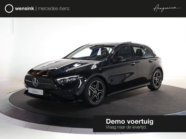 Mercedes-Benz A-KLASSE 180 Star Edition AMG Line | Panoramaschuifdak | Night | Multibeam LED | DISTRONIC | Dodehoekassistent