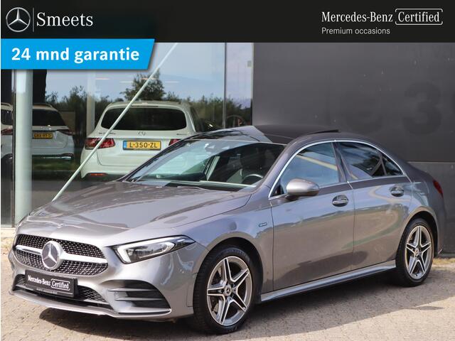 Mercedes-Benz A-KLASSE 250 e Business Solution AMG Limited AMG line | Navigatie | Panoramadak | Memory Seats | Automaat
