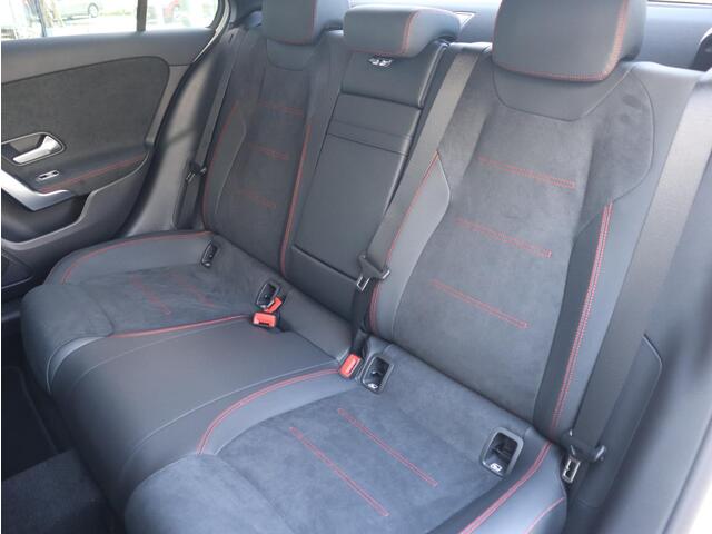 Mercedes-Benz A-KLASSE 250 e AMG Line