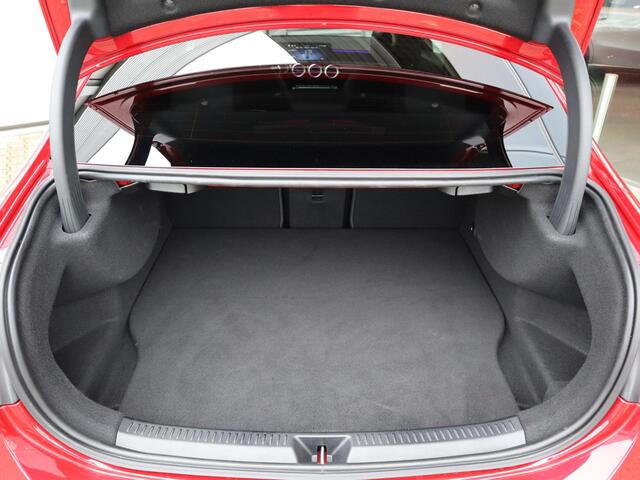 Mercedes-Benz A-KLASSE 250 e Star Edition AMG Line Plus