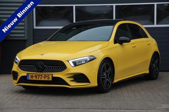 Mercedes-Benz A-KLASSE 180 Business Solution AMG Panoramadak | Night pakket | Camera | High Performance LED | Widescreen | Rijstrooksensor | Apple CarPlay | LMV18"