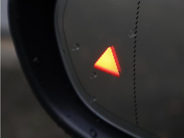 Mercedes-Benz A-KLASSE 180 Business Solution AMG