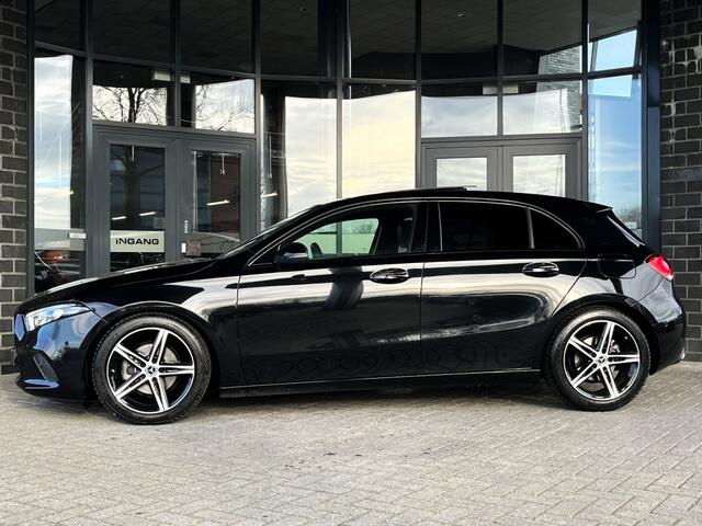 Mercedes-Benz A-KLASSE A180 AUT. - KEYLESS - PANO - WIDESCREEN - CAMERA - 18 INCH