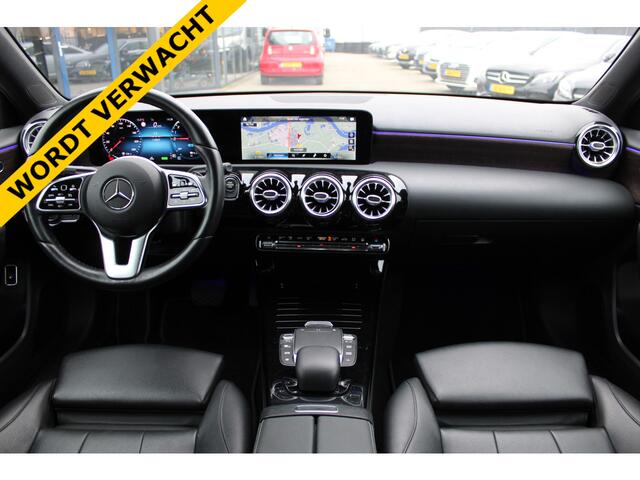 Mercedes-Benz A-KLASSE 250e AUT8 Premium LEDER SFEER KEY-LESS GO MULTIBEAM 360-CAMERA TREKHAAK
