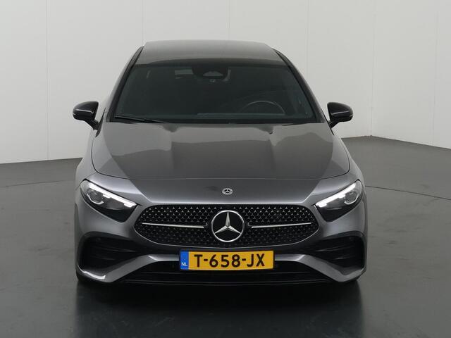 Mercedes-Benz A-KLASSE 180 AMG Line | Premium pack | Night pakket | Panoramadak | Stoelverwarming |