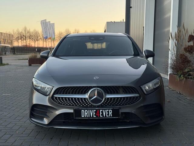 Mercedes-Benz A-KLASSE 200 Bns Sol. AMG SFEER NAVI CR CONTROL MF STUUR SPORTVELGEN