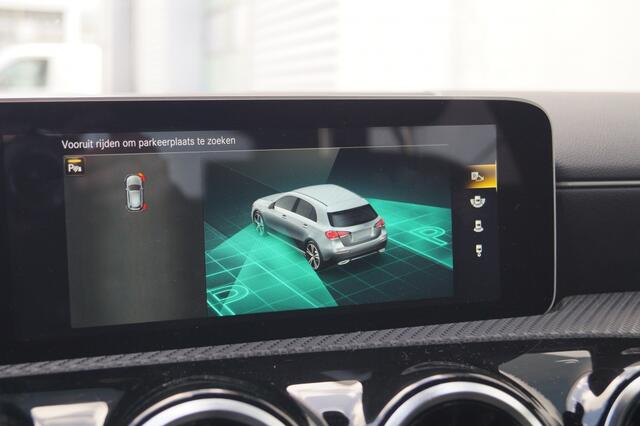 Mercedes-Benz A-KLASSE 180d Premium Style -LED-NAVI-ECC-PDC-CAM-