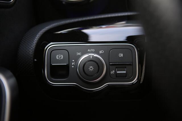 Mercedes-Benz A-KLASSE 200 Bns Sol. AMG | Sfeerverlichting |