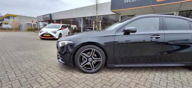 Mercedes-Benz A-KLASSE 180 Business Solution AMG NLauto | All-in | 1e eigenaar | dealer