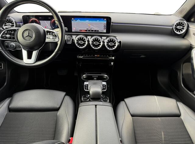 Mercedes-Benz A-KLASSE 250 e I LED I Widescreen I Half-leder I Keyless