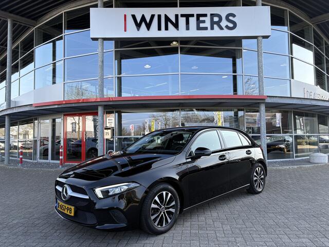 Mercedes-Benz A-KLASSE 180 Business Solution | Navigatie | Camera | Stoelverwarming | Cruise Control | Climate Control |