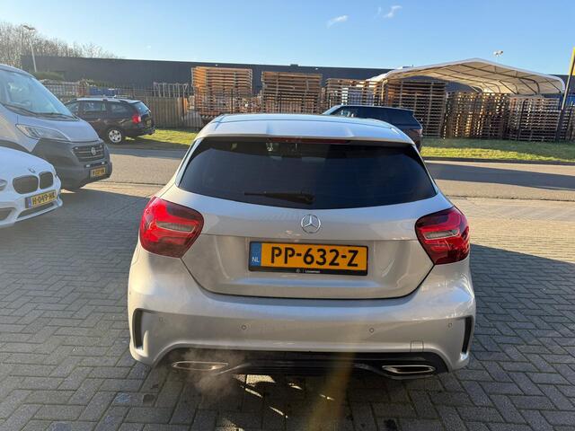 Mercedes-Benz A-KLASSE 180 Business Solution AMG | 12MND GARANTIE | AUTOMAAT | NAVI | LED | STOELVERWARMING |
